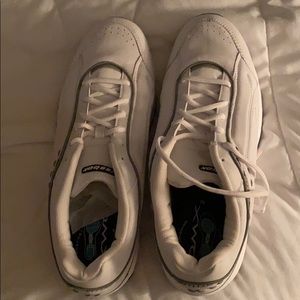 Men’s Reebok Walking White Tennis Shoes